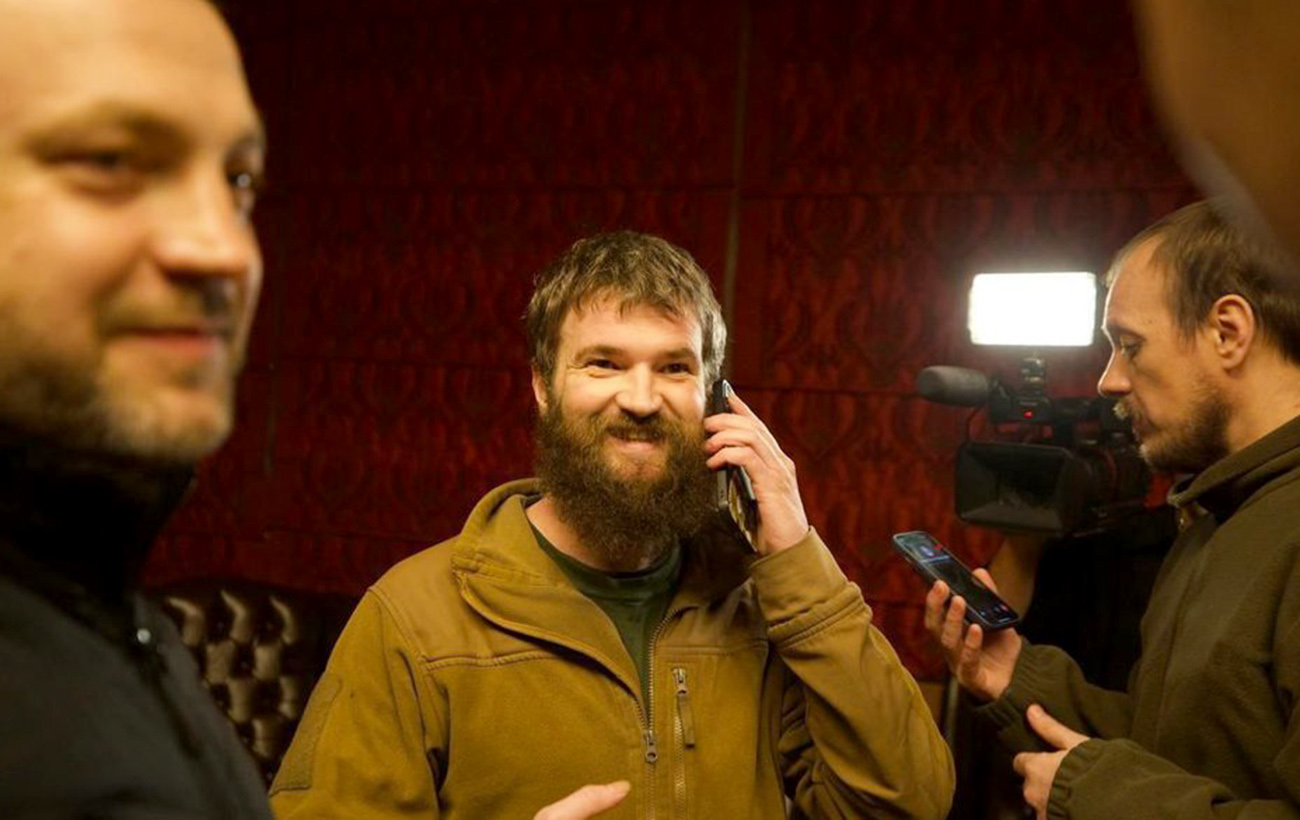 "Передав, щоб не переживали": мама "азовця" Святослава Паламара розповіла про сина